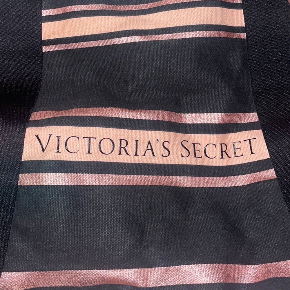Victoria Secret Bag - Picture 3 of 3